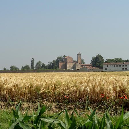 Agriturismo Santa Maria Bressanoro Castelleone المظهر الخارجي الصورة