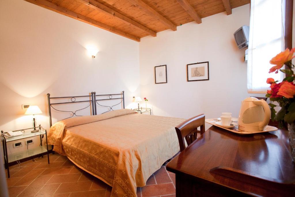 Agriturismo Santa Maria Bressanoro Castelleone المظهر الخارجي الصورة